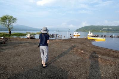 ０４．夏のエクシブ山中湖サンクチュアリヴィラ１泊　朝の山中湖畔の散歩道　パノラマ台