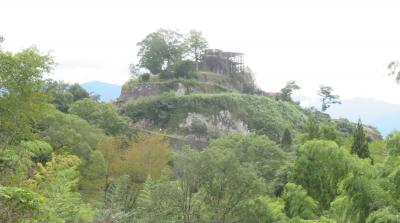 苗木城・天守跡からのパノラマは最高／自然の地形を生かして築かれた山城に感動