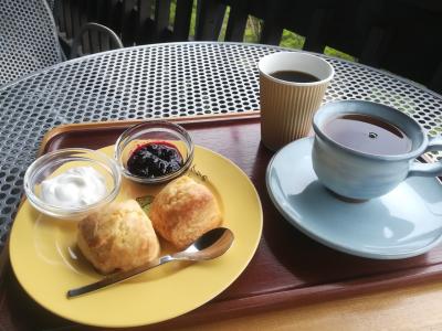 絵本の丘美術館，鹿の湯、自在荘、ぱんのいえクーロンヌへ。