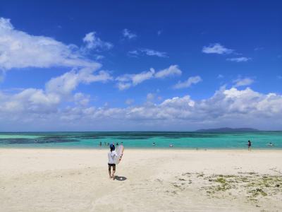 遅い夏休み、石垣島へ（２日目：竹富島。ゆっくり出発して、のんびり一日を過ごしました）