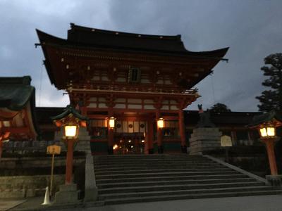 緊急事態宣言前の３月。1泊2日一人旅の奈良1：奈良の前に早朝の伏見稲荷大社とカフェ