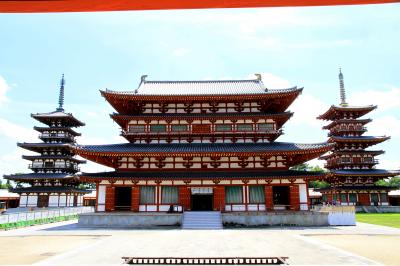 薬師寺　約１０年に及ぶ解体修理が終わった東塔