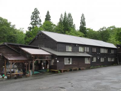 青森の旅⑥   日本三秘湯「谷地温泉」で瀬戸内寂聴尼が源氏物語訳を執筆した「源氏の間」に泊まる