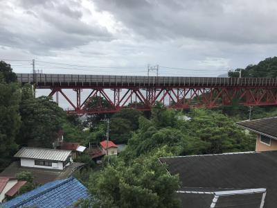 海の見える無人駅、東海道本線「根府川（ねぶかわ）駅」下車：白糸川橋梁へ