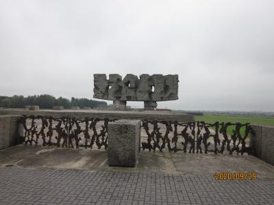 大平原と戦跡を巡るポーランド・バルト三国の旅 ①ポーランド