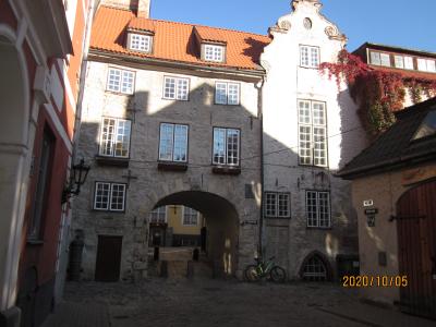 大平原と戦跡を巡るポーランド・バルト三国の旅 ④エストニア