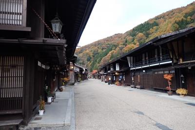 晩秋の木曽路を訪れる旅