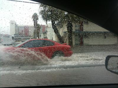 ネバダ州 ラスベガス　ー　正月に雨で洪水のようなときに出くわしました。