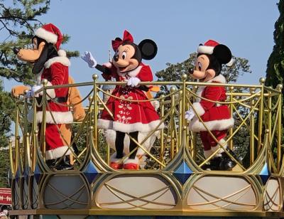 2020年10月から東京ディズニーランドでお酒が飲める♪2020ディズニークリスマス「ミッキー＆フレンズのグリーティングパレードクリスマス」