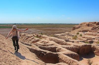 地図にない国-言葉なんて通じなくてもへっちゃら♪-【地獄の門へ-7(カラ巡り-カラカルパクスタン共和国-王道編】