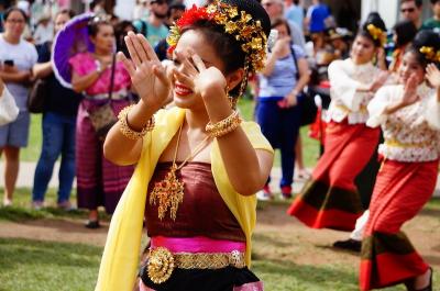 シドニーでアジア各国の新年「お正月」を体験 (Asian new year festivals in Sydney)