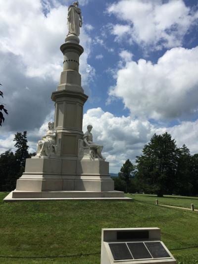 ペンシルベニア州 ゲティスバーグ国立軍事公園　ー　リンカーン演説の演壇もある国立公園墓地へ
