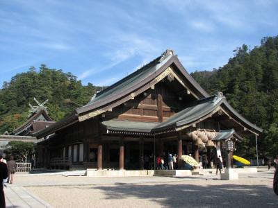 山陰山陽2007年の旅（３）・・国宝の松江城と出雲大社、足立美術館を訪ねます。