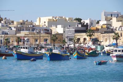 地中海の真ん中にあるマルタ島（３）カラフルな漁村マルサシュロック