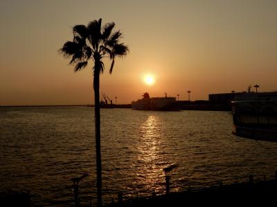 穴場じゃないけど、いつも空いている夕日スポット「大阪南港ATC」