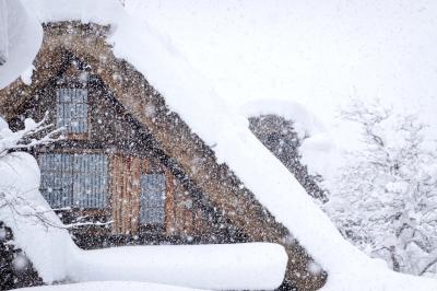 大雪の白川郷　スペックだけでは語れない温泉　おいしい鰻屋がある郡上　他　　