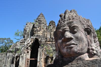 カンボジア　トゥクトゥクで巡る遺跡の旅　その１　アンコールトム・タプローム寺院編