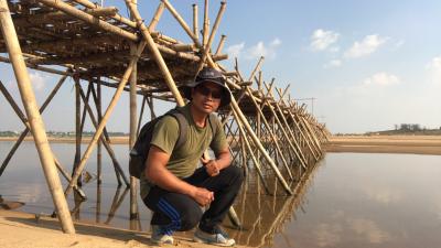 コンポンチャム州に竹の橋