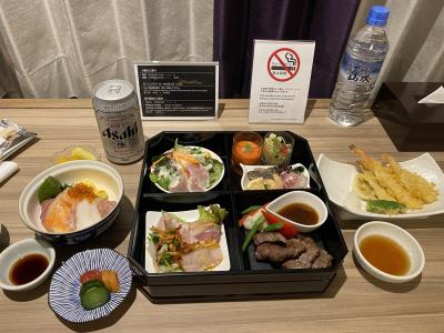 部屋食でおこもり  週末リセットステイ どこかに行きたい　渡航したいなあ