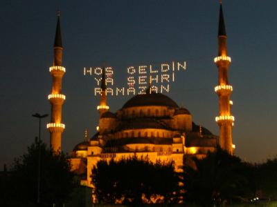 トルコ　絶景と歴史を感じるの旅　その６　イスタンブール　美し過ぎるブルーモスクとアヤソフィア編