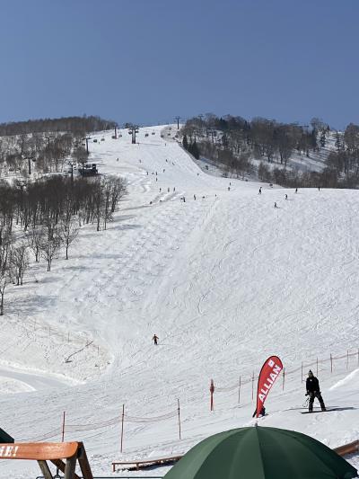 かぐらスキーリゾート還暦過ぎた4人で