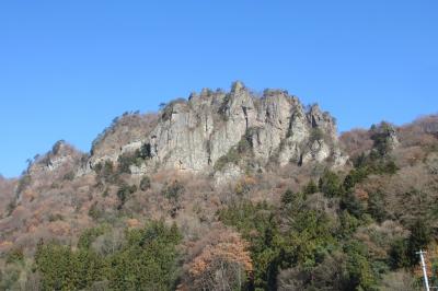 真田氏上州の拠点岩櫃城と岩櫃山2016