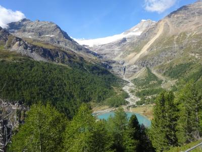 絶景が広がるアルプスの山歩きと鉄道の旅：スイス、リヒテンシュタイン旅行【５３】（2019年秋 ８日目⑦ 挑む山岳、鉄路の旅）