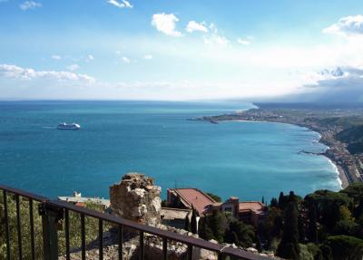 シチリア・南イタリア１３日間旅行記⑤カルタジローネ・タオルミーナ篇