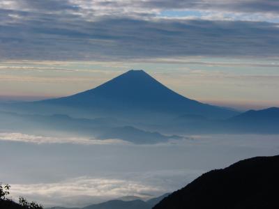 富士山を見る山行シリーズ 鳳凰三山