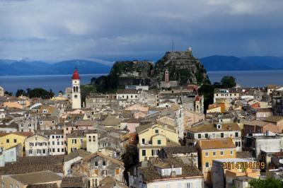 9.飛行機が飛ばなく、ケルキラ島にもう一泊
