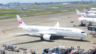 JALタイムセール利用 横浜１泊２日旅【羽田空港 ターミナル１展望デッキなど散策編】