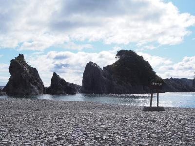 岩手ZIGZAG縦断旅②【極楽浄土ヶ浜とドラゴンブルーの龍泉洞を見てみたい♪空と海と地底湖青色編】