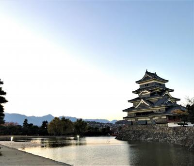 ★晩秋の木曾路を松本へ★☆★夕景の松本城から大名町通りを歩いて縄手通りへ('▽'ｒ