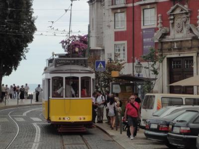 初めてのリスボン 13(イタリア・スペイン・ポルトガル・オランダ 12日間の旅 6-13） レトロな"路面電車28番線"で西へ、動画付き！