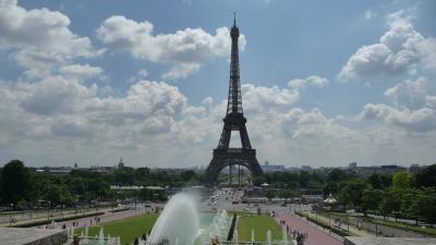 初夏のフランス、ぐるっと半周１３日間　１６．パリ①　エッフェル塔、ルーブル美術館、セーヌ川クルーズ