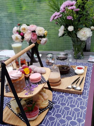 プライベートガーデンの「バラとお菓子と優しい時間」&カフェめぐり  Karuizawa