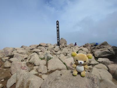 九重連山。久住山と中岳（九州最高峰）に登ってくるクマ