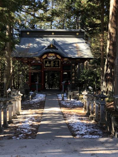 残雪の三峯神社