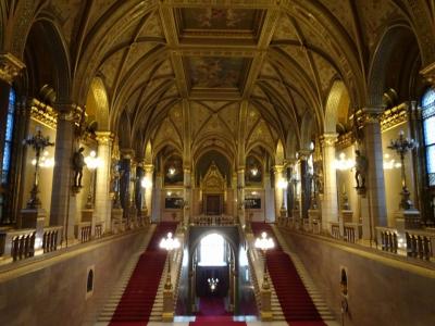 ブダペスト(Budapest) 3日目(聖イシュトヴァーン大聖堂、ブダペスト国立西洋美術館、国会議事堂)