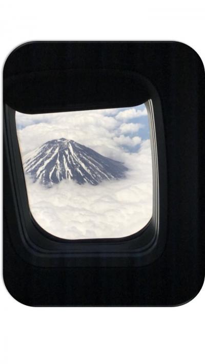 富士山2年ぶり開山/石丸謙二郎さんの山カフェで聞き、機上からの写真~半世紀前のセピア色の思い出備忘録