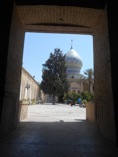祝！イラン観光ビザ発行再開　現在のシラーズ町巡り　ハムゼ廟からバザールへ 