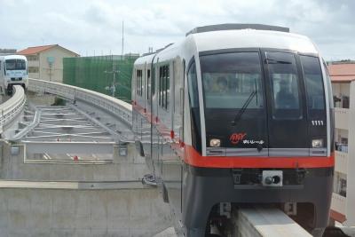 ゆいレールを１日乗車券を利用して琉球王朝をしのぶ浦添城、首里城を訪れる旅