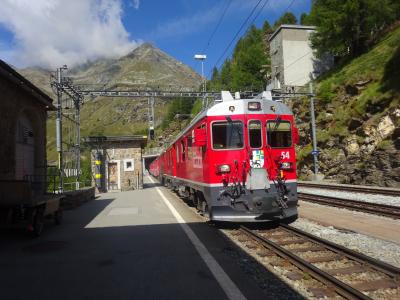 絶景が広がるアルプスの山歩きと鉄道の旅：スイス、リヒテンシュタイン旅行【５６】（2019年秋 ８日目⑩ エンガディンカードの実力Ⅰ）