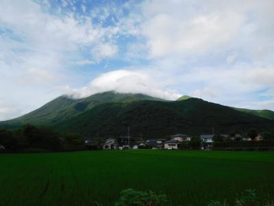 豊かな自然に囲まれた由布院　～築96年のお宿「由府両築」でのんびり～