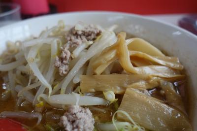 20210818-1 旭川 氷点を雨読の合間、お昼はみそラーメンの一味軒