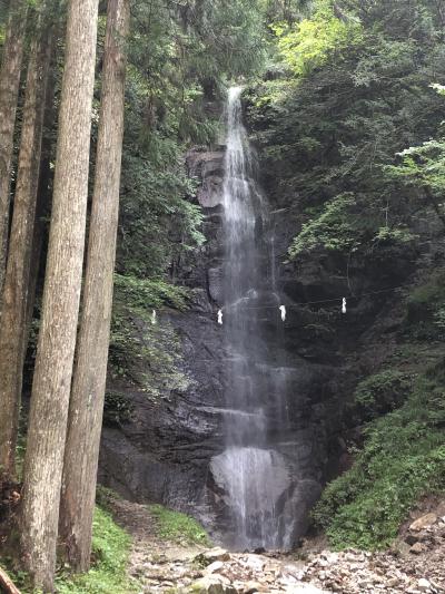 昼神温泉に一泊して、国道沿いの滝めぐり
