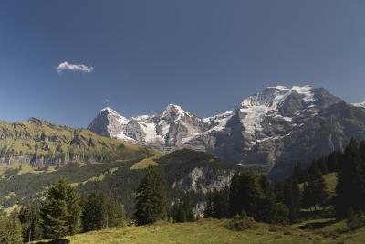 シニアのドイツ・スイス・イタリアの旅［９］　ズステン峠、プリエンツ湖、ラウターブルンネン、ミューレン、アンデルマット