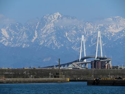 避密のコッソリ旅【北陸編】５日目は雨晴海岸と新湊大橋からの立山連峰