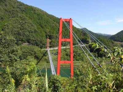 椿山ダムの吊り橋　ヤッホーポイント