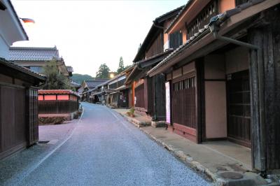 備中高梁駅前の山田方谷像と夕暮れの吹屋ふるさと村散策